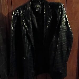 Elegant Black Textured Blazer